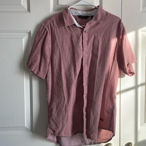 Short sleeve button up
